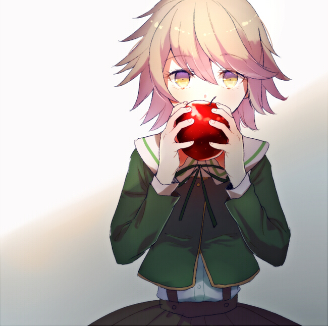 1boy apple blonde_hair brown_hair dangan_ronpa food fruit fujisaki_chihiro looking_at_viewer otoko_no_ko r short_hair smile solo