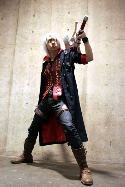 cosplay devil_may_cry jacker nero photo red_queen sword white_hair