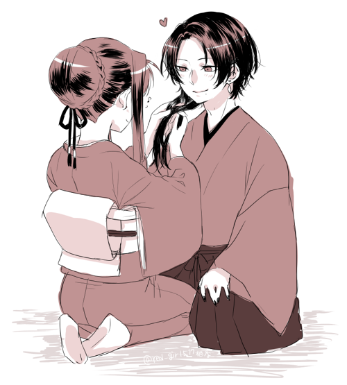 1boy 1girl androgynous beauty_mark blush closed_mouth female_saniwa_(touken_ranbu) full_body hairdressing hakama heart japanese_clothes kashuu_kiyomitsu kimono long_hair looking_at_another mole mole_under_mouth monochrome nail_polish obi personification saniwa_(touken_ranbu) simple_background sitting smile touken_ranbu traditional_clothes white_background yuzu-oni