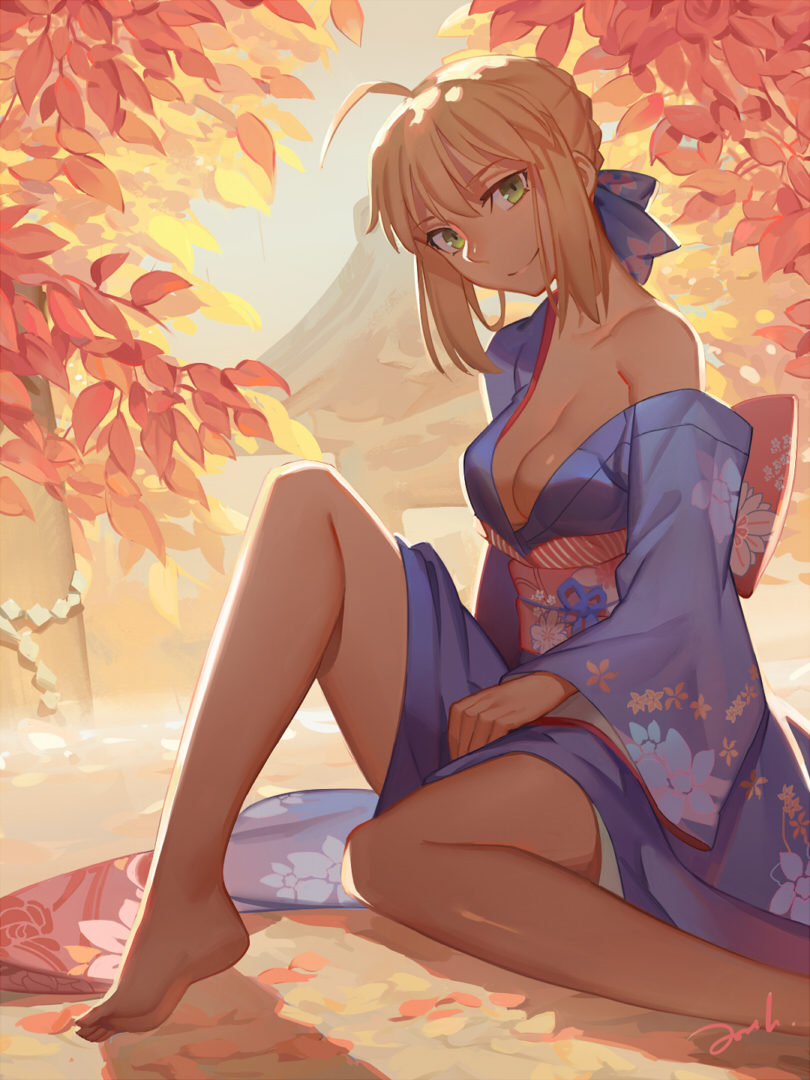 1girl ahoge autumn_leaves bare_legs bare_shoulders barefoot bianyuanqishi blue_ribbon breasts cleavage closed_mouth collarbone evening fate/stay_night fate_(series) feet floral_print green_eyes hair_ribbon head_tilt japanese_clothes kimono long_sleeves looking_at_viewer medium_breasts off_shoulder onsen open_clothes open_kimono outdoors ribbon rock saber sash signature smile solo sunlight water wide_sleeves yukata