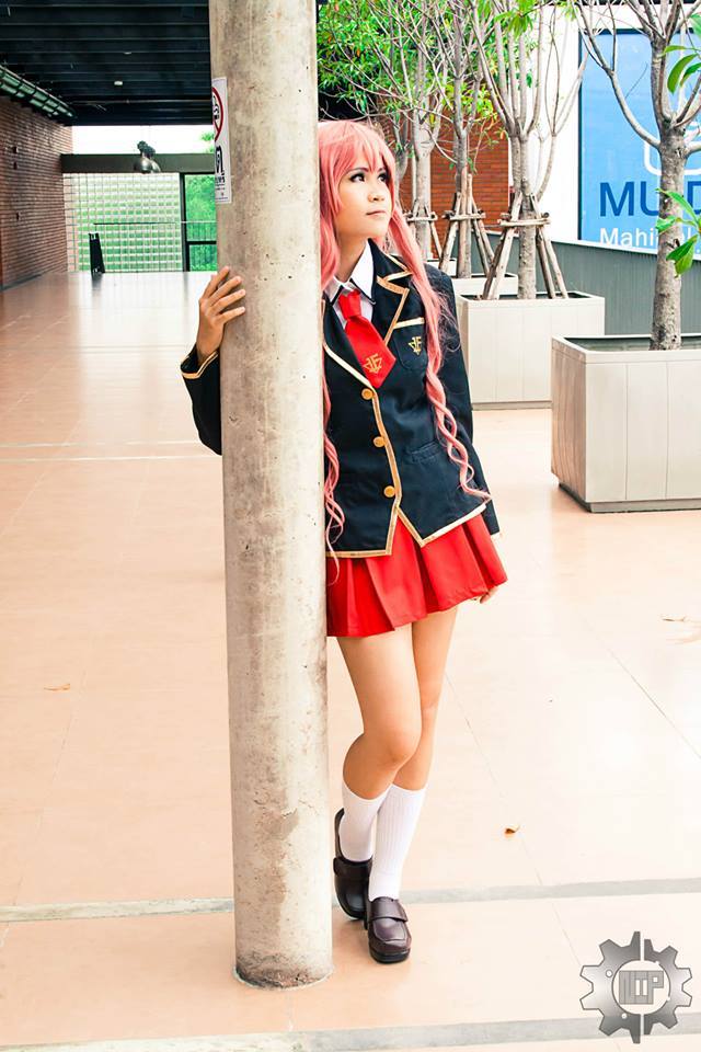1girl baka_to_test_to_shoukanjuu cosplay highres himeji_mizuki legs miniskirt photo pink_hair school_uniform skirt solo thighs
