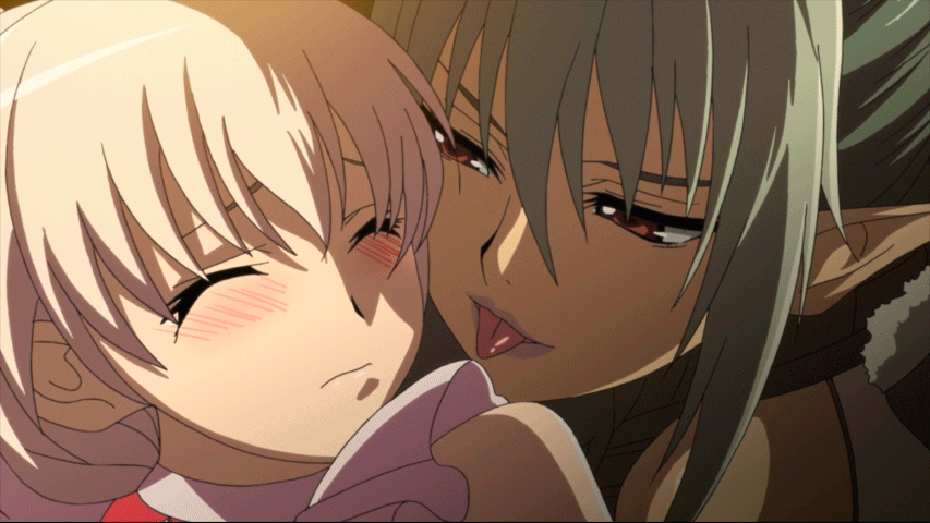 2girls aldra_(queen's_blade) animated animated_gif blush echidna elf green_hair licking long_hair multiple_girls pointy_ears queen's_blade queen's_blade_vanquished_queens red_eyes smile tongue yuri