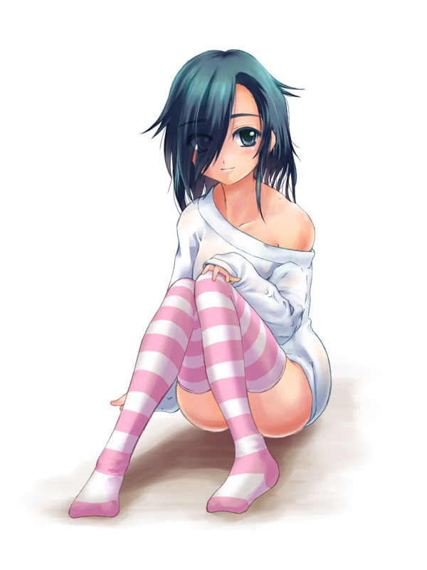 1girl hair_over_one_eye legs off_shoulder pinky_out sitting smile solo striped striped_legwear the_ring thigh-highs yamamura_sadako