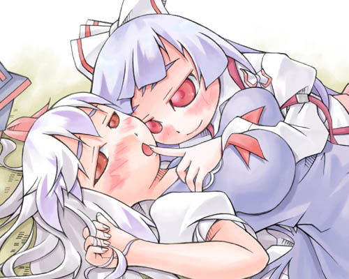 2girls between_breasts blush breasts female fujiwara_no_mokou hand_between_breasts kamishirasawa_keine lowres multiple_girls nyagakiya red_eyes touhou