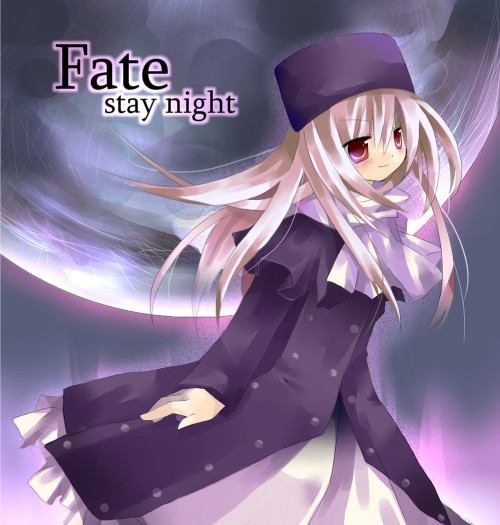 1girl fate/stay_night fate_(series) full_moon hat illyasviel_von_einzbern jin_rikuri long_hair moon purple_hat red_eyes solo white_hair