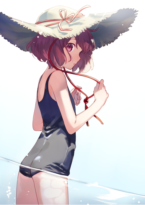 1girl asahikawa_hiyori ass auburn_hair cowboy_shot dutch_angle flat_ass flat_chest from_side hat looking_at_viewer one-piece_swimsuit original parted_lips partially_submerged pink_eyes profile short_hair solo straw_hat swimsuit thighs