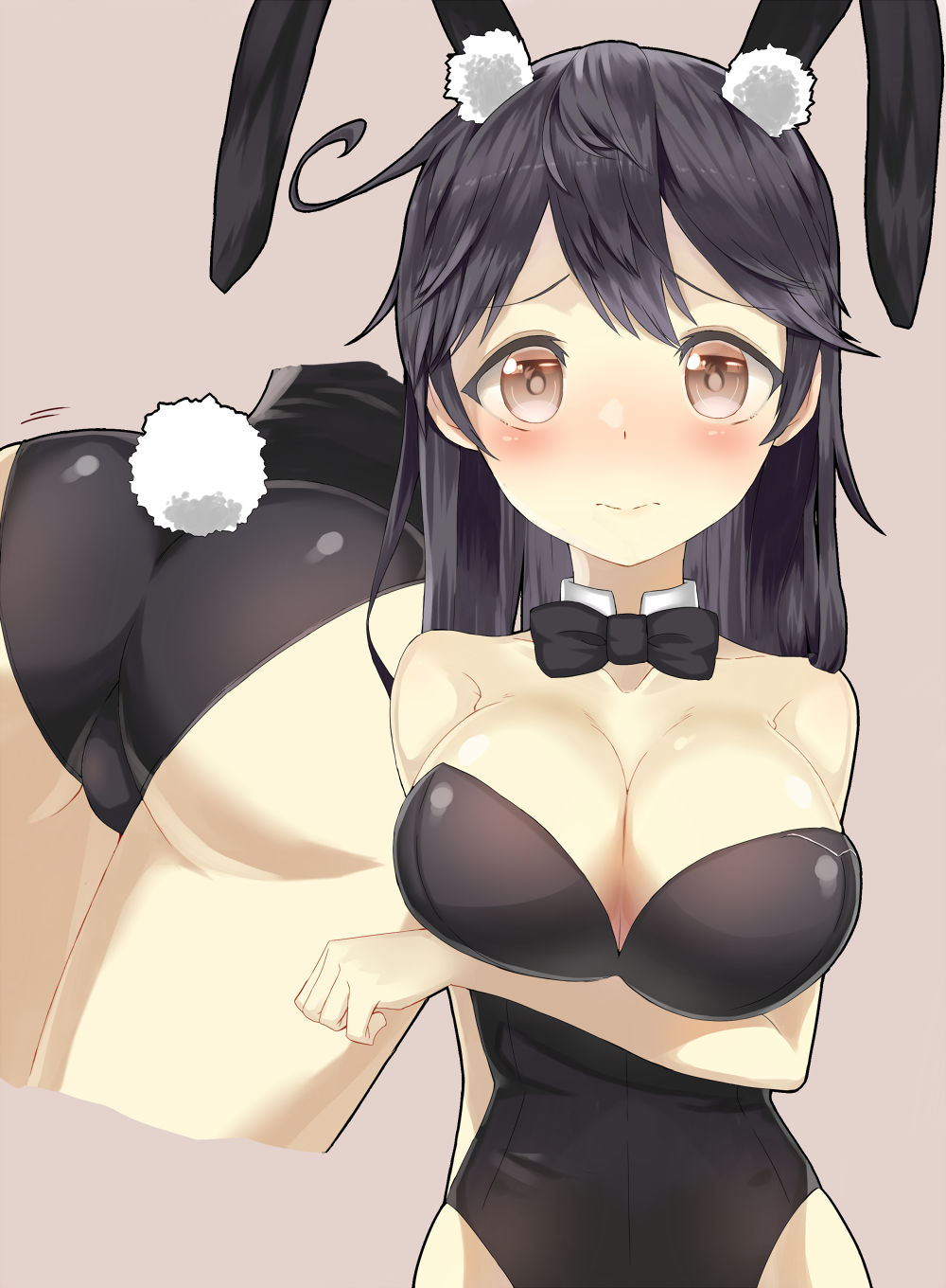 1girl ahoge animal_ears ass bare_shoulders blush bow bowtie breast_hold breasts brown_eyes bunny_girl bunny_tail bunnysuit cleavage collarbone commentary_request covered_navel detached_collar embarrassed fake_animal_ears highres kantai_collection large_breasts long_hair looking_at_viewer rabbit_ears solo tail ushio_(kantai_collection) wrist_cuffs yamato_(muchuu_paradigm)