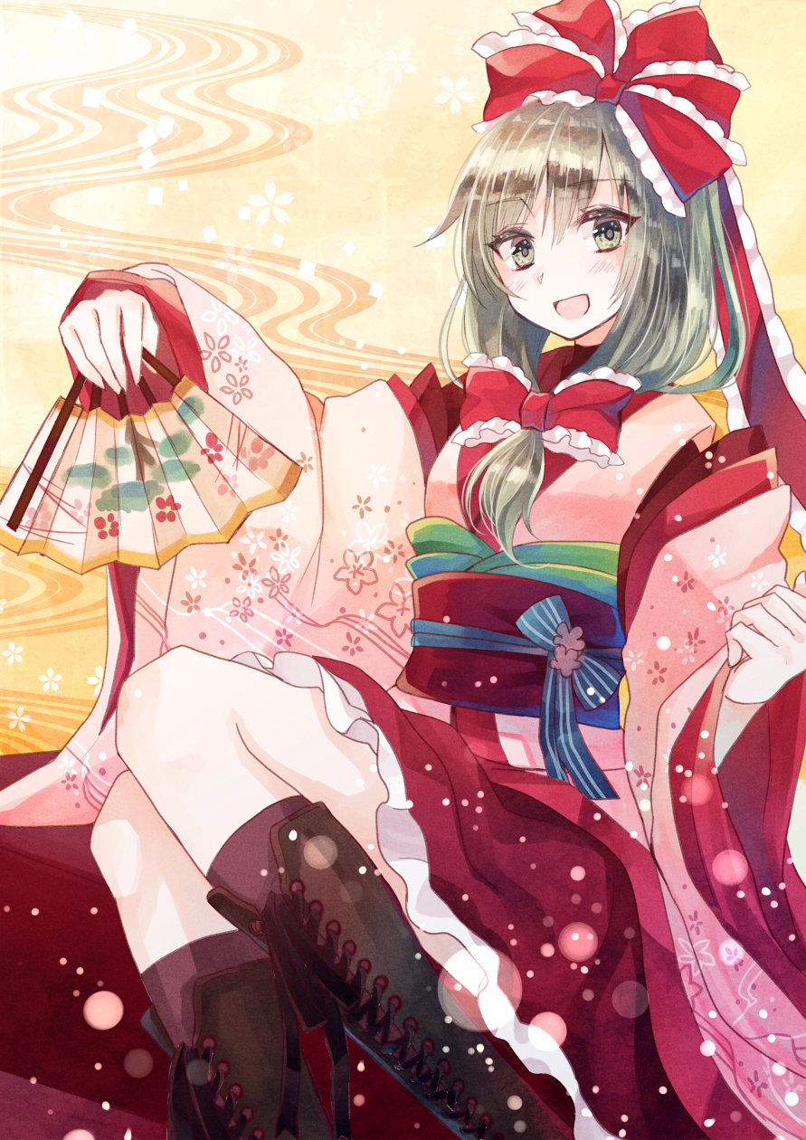 1girl :d black_boots boots bow commentary_request cross-laced_footwear eyebrows_visible_through_hair fan floral_print folding_fan frilled_bow frilled_ribbon frilled_skirt frills green_eyes green_hair hair_between_eyes hair_bow hair_ribbon highres japanese_clothes kagiyama_hina kimono looking_at_viewer miyakure obi open_mouth orange_background pink_kimono purple_legwear red_bow red_skirt ribbon sash sitting skirt smile solo touhou wide_sleeves yukata