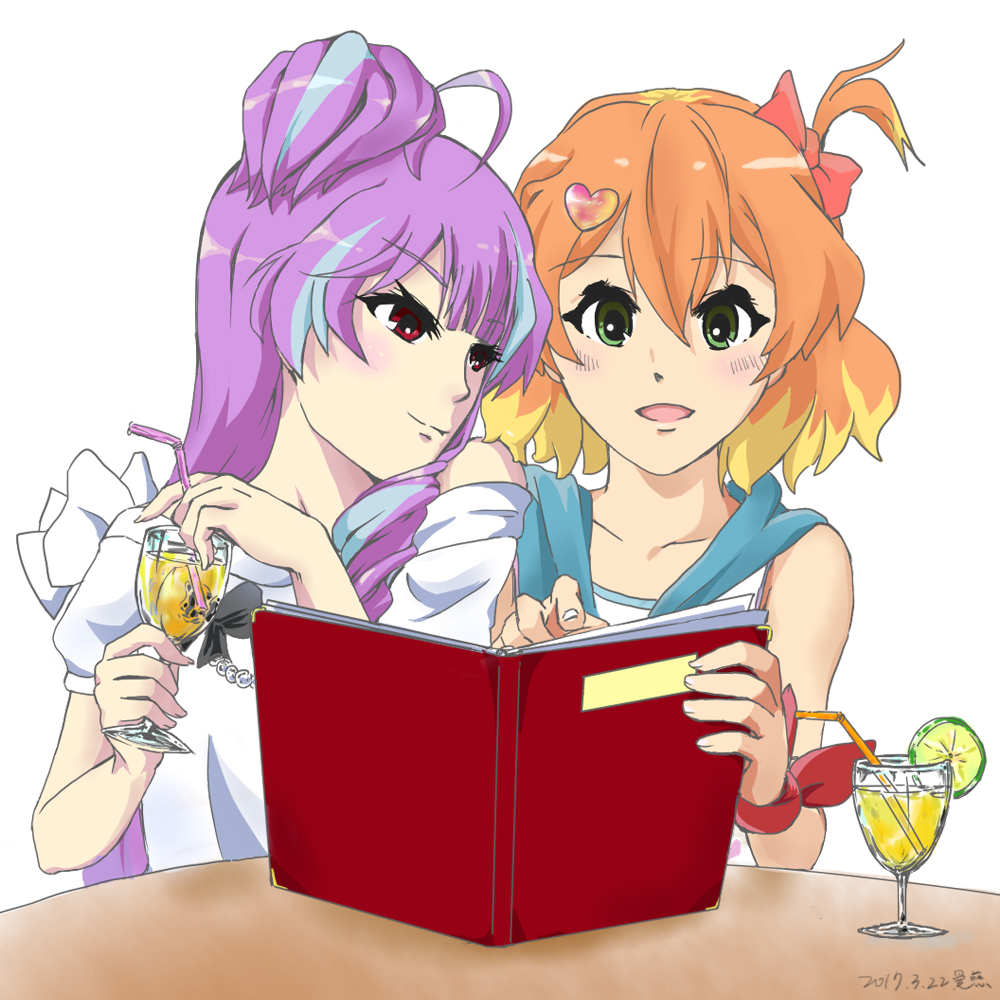 2girls blonde_hair drink freyja_wion green_eyes macross macross_delta menu mikumo_guynemer multicolored_hair multiple_girls naga_megumi purple_hair red_eyes