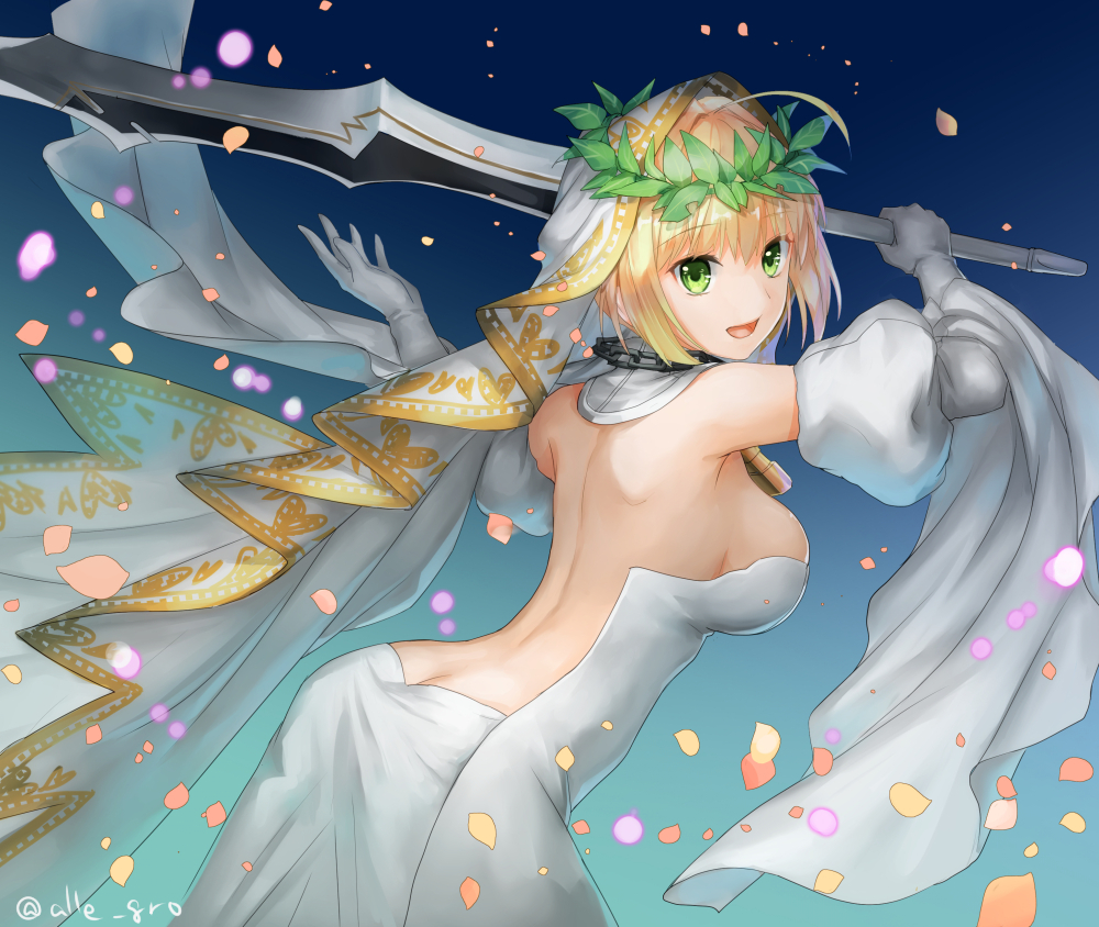 1girl aestus_estus alle_gro arms_up bangs bare_back blonde_hair breasts bridal_veil butt_crack dress elbow_gloves eyebrows_visible_through_hair fate/extra fate/extra_ccc fate_(series) from_side gloves green_eyes grey_gloves holding holding_sword holding_weapon large_breasts laurel_crown looking_at_viewer looking_back open_mouth saber_bride saber_extra short_hair_with_long_locks sidelocks smile solo sword twitter_username veil weapon wedding_dress