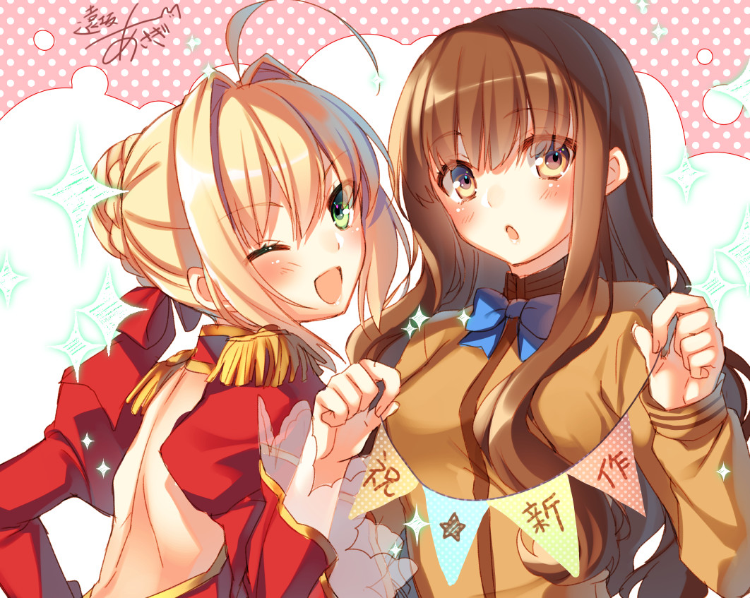 2girls :o ;d ahoge announcement_celebration artist_name back bare_back blonde_hair blue_bow blue_bowtie blush bow bowtie brown_eyes brown_hair commentary_request epaulettes fate/extra fate_(series) from_side green_eyes hair_intakes jpeg_artifacts juliet_sleeves kishinami_hakuno_(female) long_sleeves multiple_girls one_eye_closed open_mouth polka_dot polka_dot_background puffy_sleeves saber_extra school_uniform signature smile sparkle string_of_flags toosaka_asagi