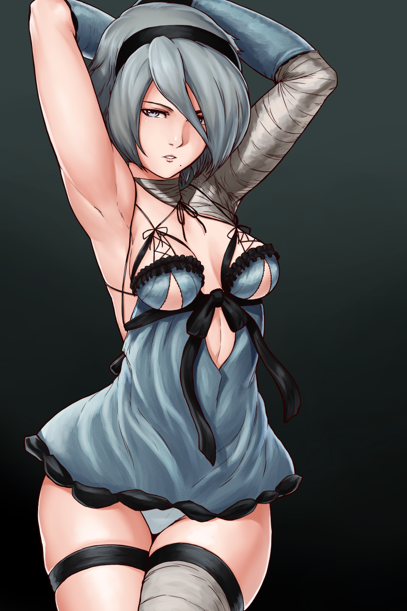 1girl armpits arms_behind_head arms_up black_background breasts cleavage cosplay finalcake grey_eyes hair_over_one_eye hairband highres hips kaine_(nier) kaine_(nier)_(cosplay) leotard looking_at_viewer medium_breasts mole mole_under_mouth nier_(series) nier_automata parted_lips short_hair silver_hair simple_background single_thighhigh solo thigh-highs thighs white_leotard yorha_no._2_type_b