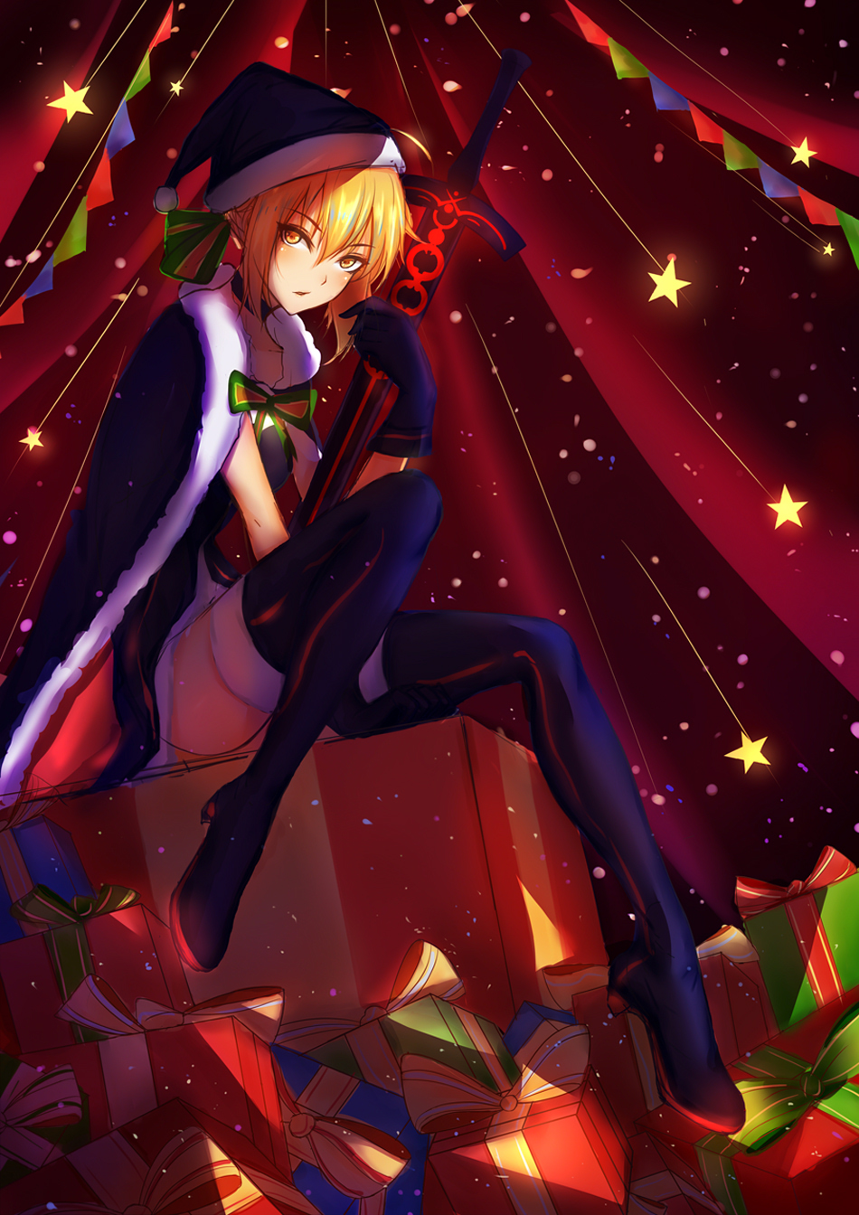 1girl blonde_hair boots box cape dark_excalibur fate/grand_order fate_(series) full_body fur_trim gift gift_box gloves hat highres looking_at_viewer saber saber_alter santa_alter santa_costume santa_hat sitting solo star sword tenmoon thigh-highs thigh_boots weapon yellow_eyes