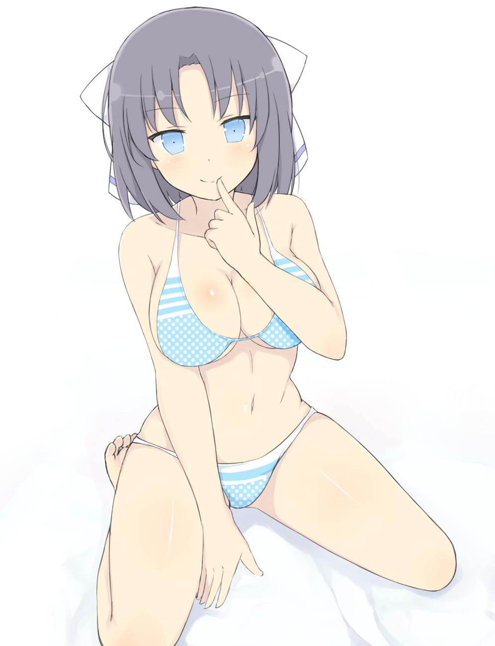 1girl bare_arms bare_shoulders bikini black_hair blue_eyes blush bow breasts cleavage closed_mouth collarbone finger_to_mouth highres large_breasts looking_at_viewer navel polka_dot polka_dot_bikini senran_kagura_(series) senran_kagura_shinovi_versus short_hair sitting smile solo stomach swimsuit white_bow yddsb123 yumi_(senran_kagura)