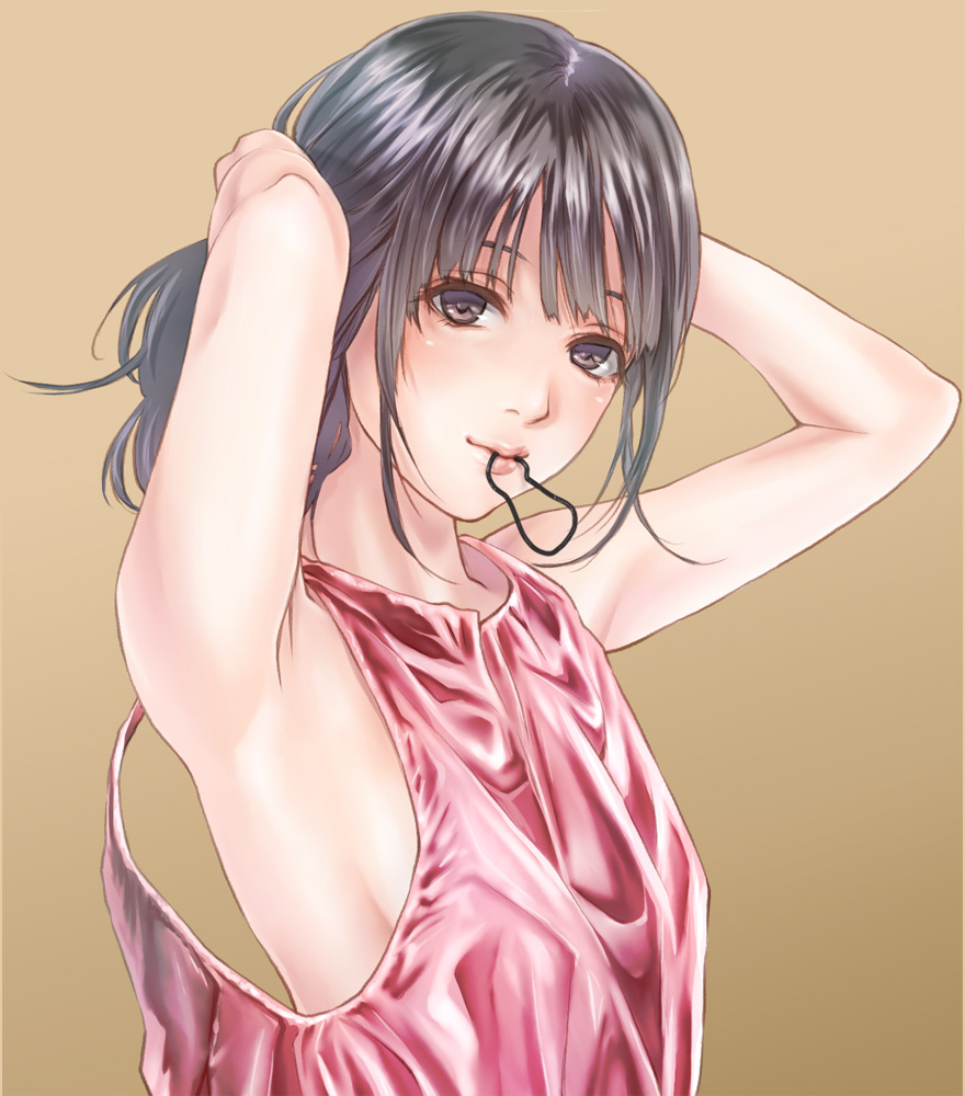 1girl adjusting_hair armpits arms_up bangs bare_shoulders black_eyes black_hair blush hair_tie kinoebi long_hair looking_at_viewer mouth_hold original oversized_clothes ponytail simple_background smile solo tank_top tying_hair