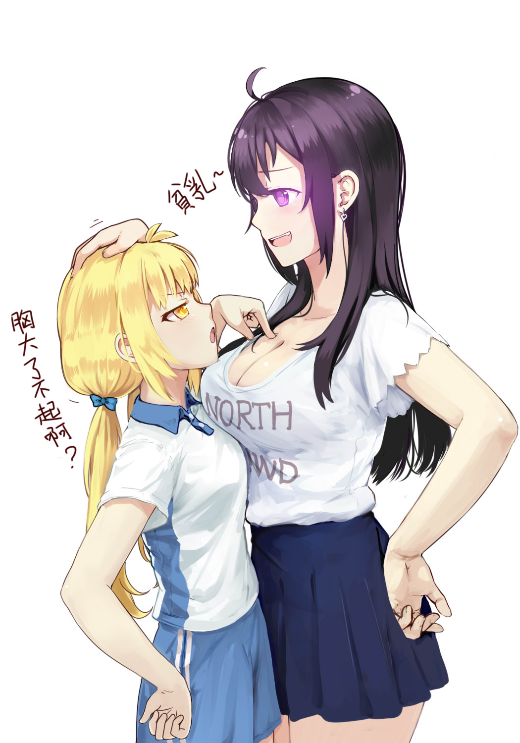 2girls beifeng_han black_skirt blonde_hair blue_bow blue_skirt blush bow breast_envy breasts chinese cleavage earrings fang glowing glowing_eyes hair_bow hand_on_another's_chest hand_on_hip heart heart_earrings highres jewelry large_breasts miyaura_sanshio multiple_girls open_mouth original purple_hair skirt smile teeth translation_request twintails violet_eyes yellow_eyes