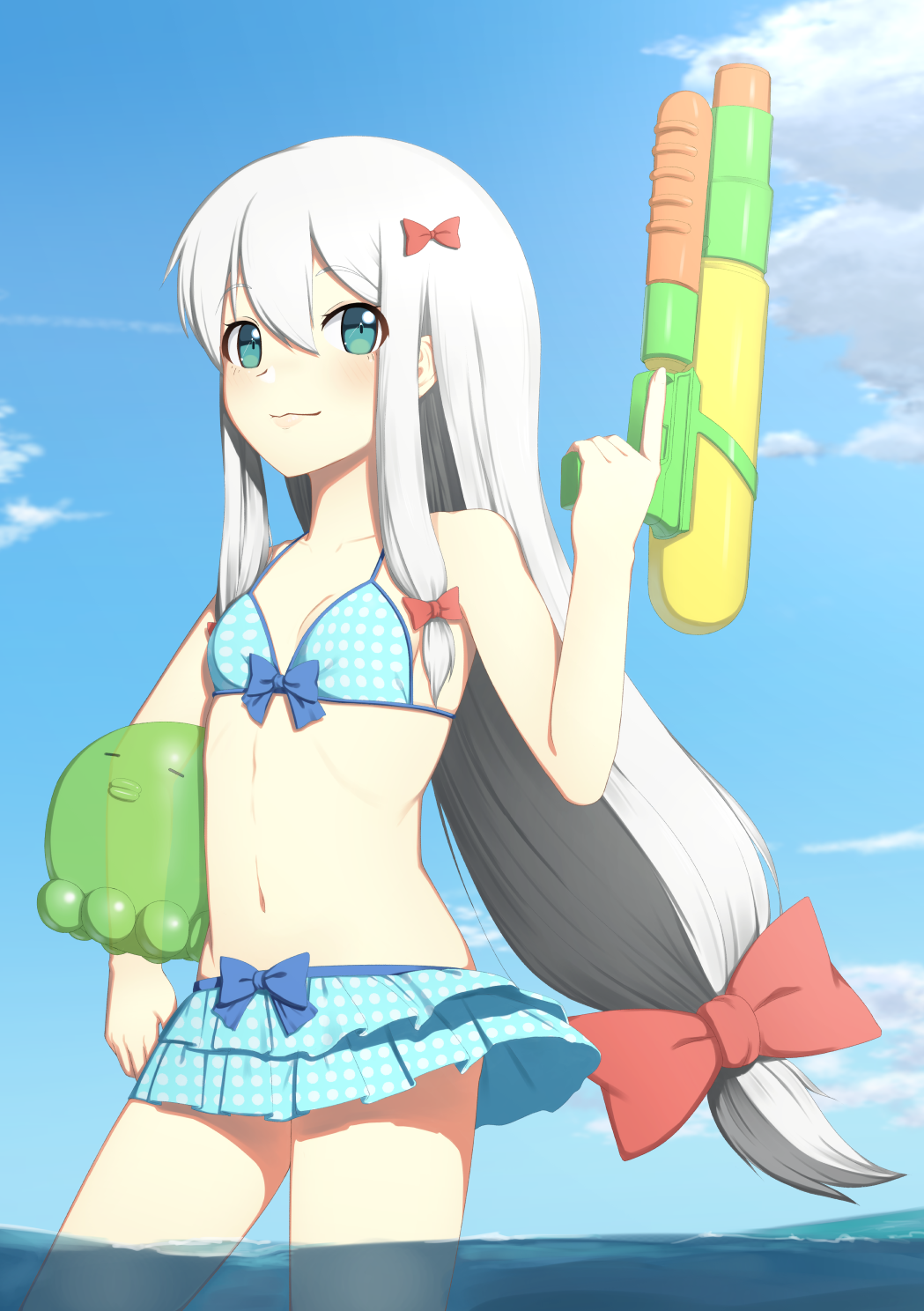 1girl ball beachball bikini blue_bow blue_eyes bow day eromanga_sensei highres izumi_sagiri long_hair looking_at_viewer low-tied_long_hair pink_bow polka_dot polka_dot_bikini putchers silver_hair sky smile solo stuffed_animal stuffed_octopus stuffed_toy swimsuit trigger_discipline very_long_hair wading water water_gun