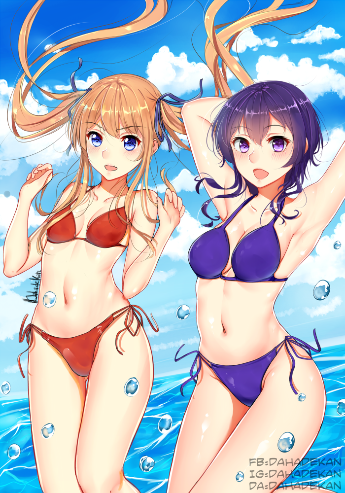 2girls armpits bikini blonde_hair blue_eyes breasts dahadekan hyoudou_michiru long_hair looking_at_viewer medium_breasts multiple_girls navel open_mouth purple_bikini purple_hair red_bikini saenai_heroine_no_sodatekata sawamura_spencer_eriri short_hair side-tie_bikini small_breasts splashing swimsuit twintails violet_eyes water