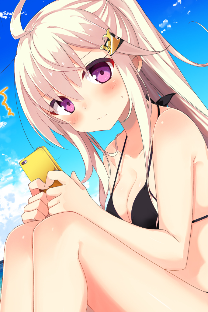 1girl 3:&lt; ahoge beach bikini black_bikini blue_sky blush breasts cellphone closed_mouth clouds cloudy_sky day hair_ornament hairclip halter_top halterneck holding holding_phone legs_together long_hair looking_at_viewer medium_breasts mizuki-chan_(sasahara_wakaba) ocean original outdoors palm_tree phone sasahara_wakaba side-tie_bikini sidelocks sitting sky smartphone solo swimsuit tree violet_eyes white_hair