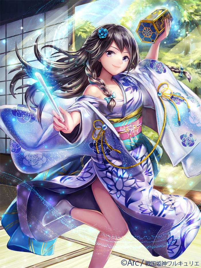 1girl black_eyes black_hair blue_bow bow braid closed_mouth day floral_print flower from_side hair_bow hair_flower hair_ornament indoors japanese_clothes karasuba_yomi kimono long_hair long_sleeves looking_at_viewer looking_to_the_side obi off_shoulder official_art sash sengoku_kishin_valkyrie side_braid smile solo tabi wide_sleeves