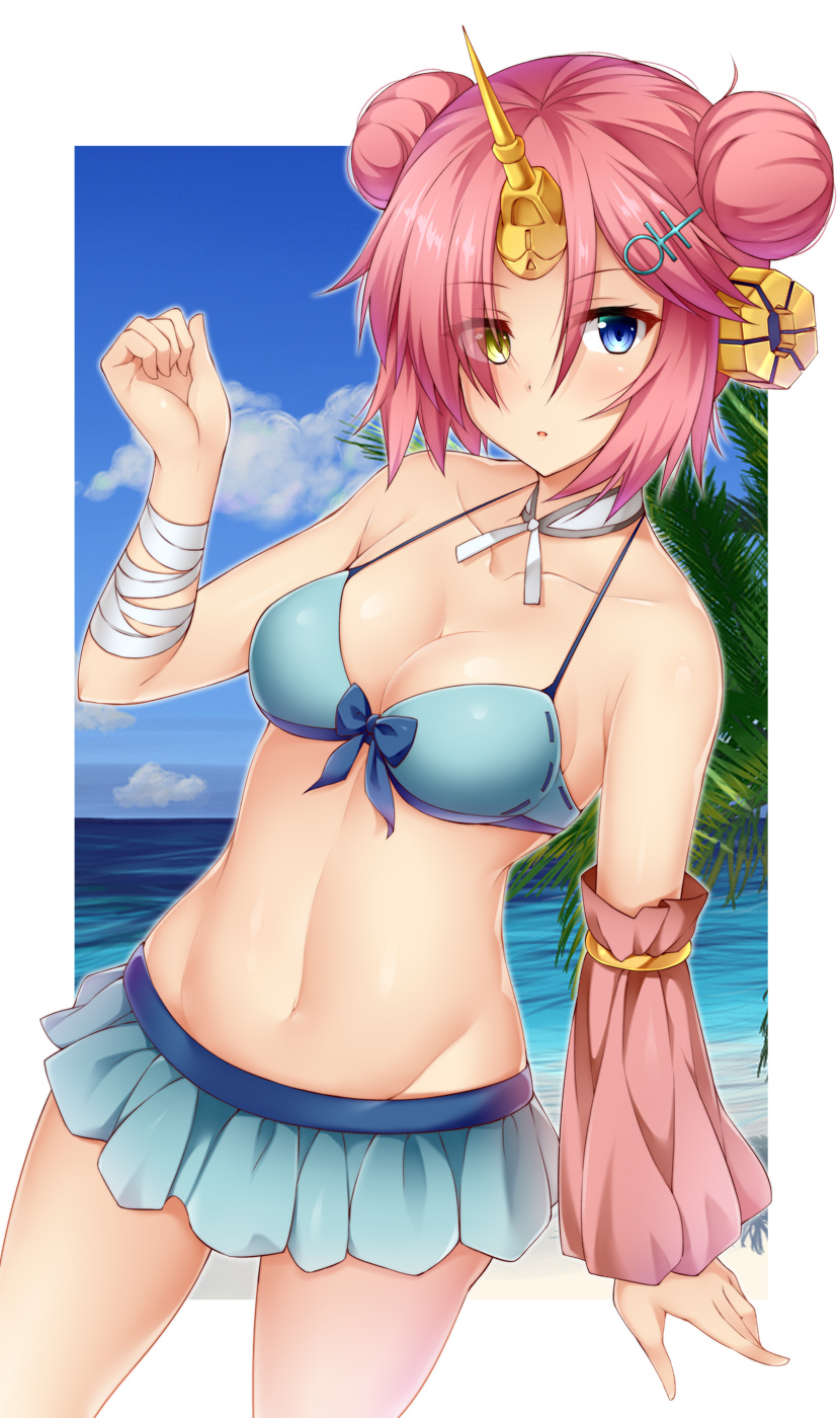 1girl bandage berserker_of_black bikini bikini_skirt blue_eyes breasts cleavage double_bun eyes_visible_through_hair fate/apocrypha fate/grand_order fate_(series) hair_ornament hair_over_one_eye heterochromia highres horn kuragari navel open_mouth pink_hair solo swimsuit yellow_eyes