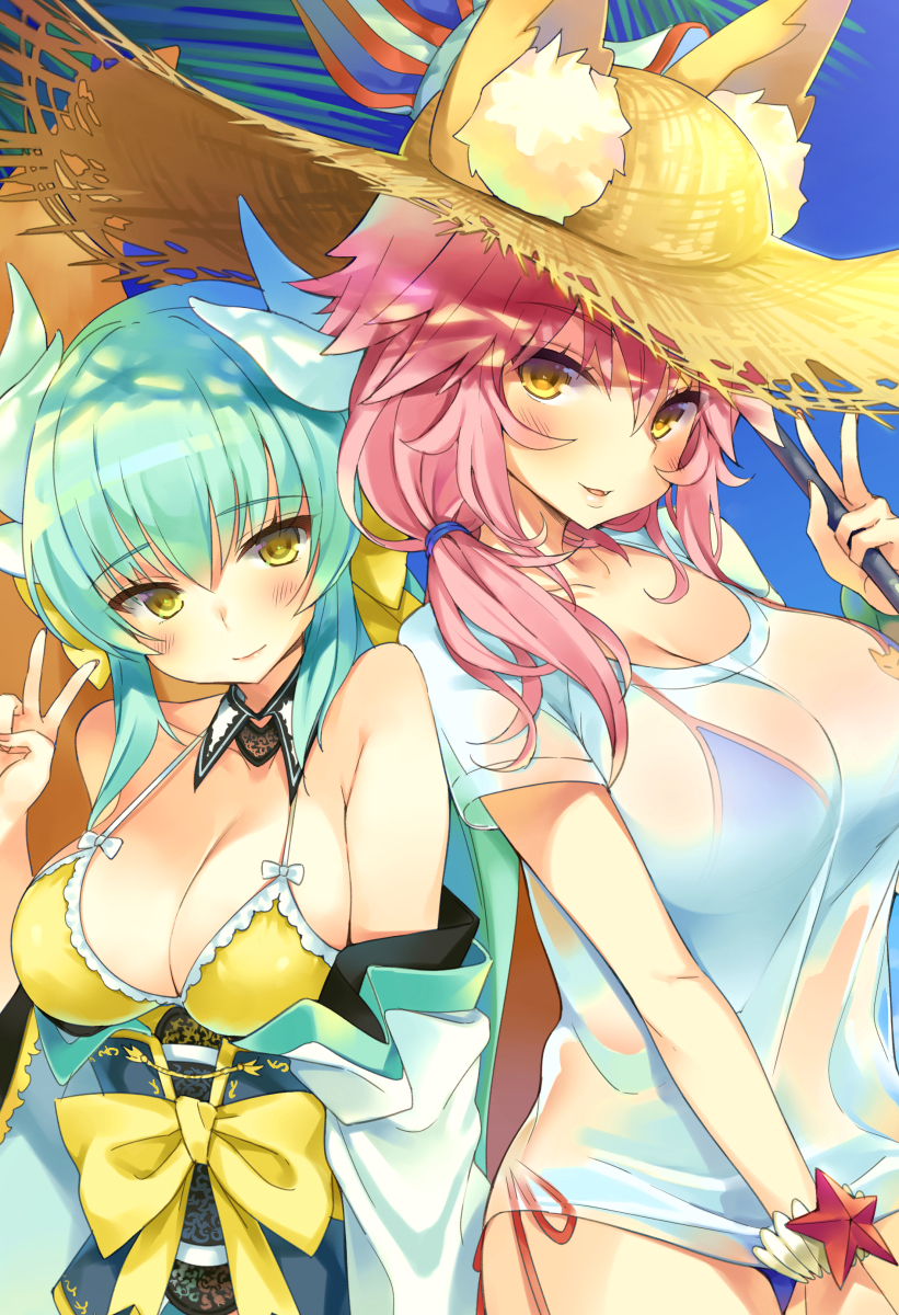 2girls animal_ears aqua_hair bangs bare_arms bare_shoulders bikini blue_bikini blue_sky blush breasts cleavage closed_mouth day detached_collar eyebrows_visible_through_hair fang fate/grand_order fate_(series) fox_ears hair_between_eyes halter_top halterneck hat highres horns kiyohime_(fate/grand_order) kiyohime_(swimsuit_lancer)_(fate) large_breasts long_hair looking_at_viewer mirei multiple_girls obi outdoors palm_tree parted_lips pink_hair sash see-through shirt side-tie_bikini sky smile starfish straw_hat summer swimsuit tamamo_(fate)_(all) tamamo_no_mae_(swimsuit_lancer)_(fate) tree v white_shirt yellow_bikini yellow_eyes