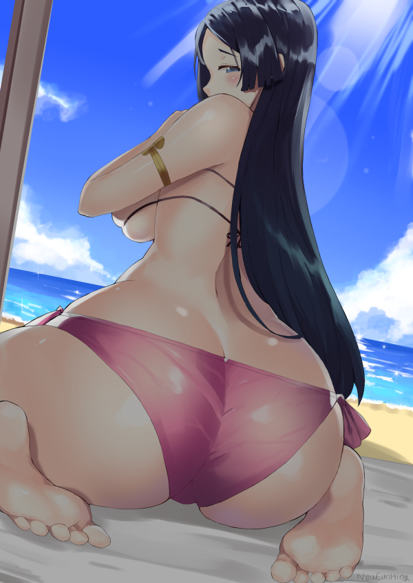 1girl 714_(leg200kr) ass barefoot beach bikini blue_eyes breasts commentary_request fate_(series) feet large_breasts lens_flare looking_at_viewer looking_back minamoto_no_raikou_(fate/grand_order) pink_bikini purple_hair sand shadow side-tie_bikini signature solo swimsuit toes umbrella