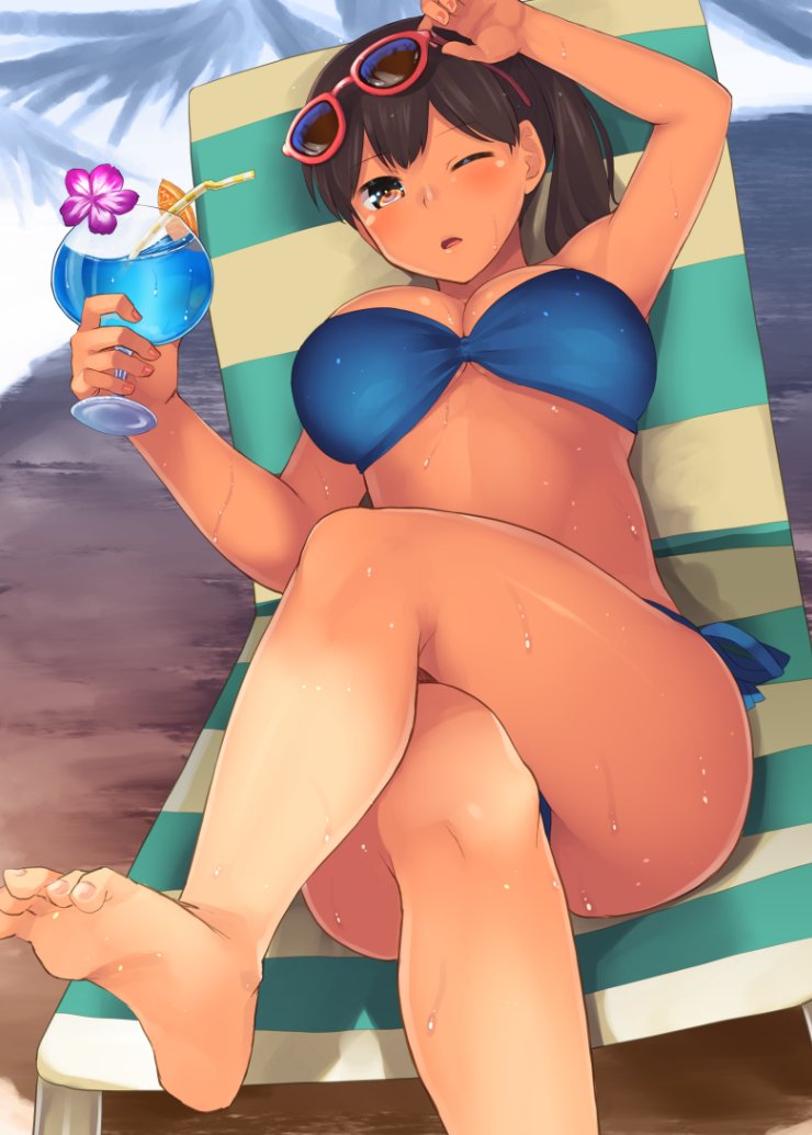 1girl ;o aaru_(tenrake_chaya) adjusting_sunglasses alternate_costume arm arm_up bare_arms bare_legs barefoot beach beach_chair bikini blue_bikini blue_swimsuit blush breasts brown_eyes brown_hair cleavage cocktail cup drink drinking_glass eyebrows_visible_through_hair female hand_up highres holding holding_glass kaga_(kantai_collection) kantai_collection large_breasts legs legs_crossed looking_at_viewer lying midriff on_back one_eye_closed open_mouth orange orange_slice short_hair side-tie_bikini side_ponytail solo strapless strapless_bikini strapless_swimsuit striped sunglasses sunglasses_on_head sweat swimsuit tan underbust wet wince