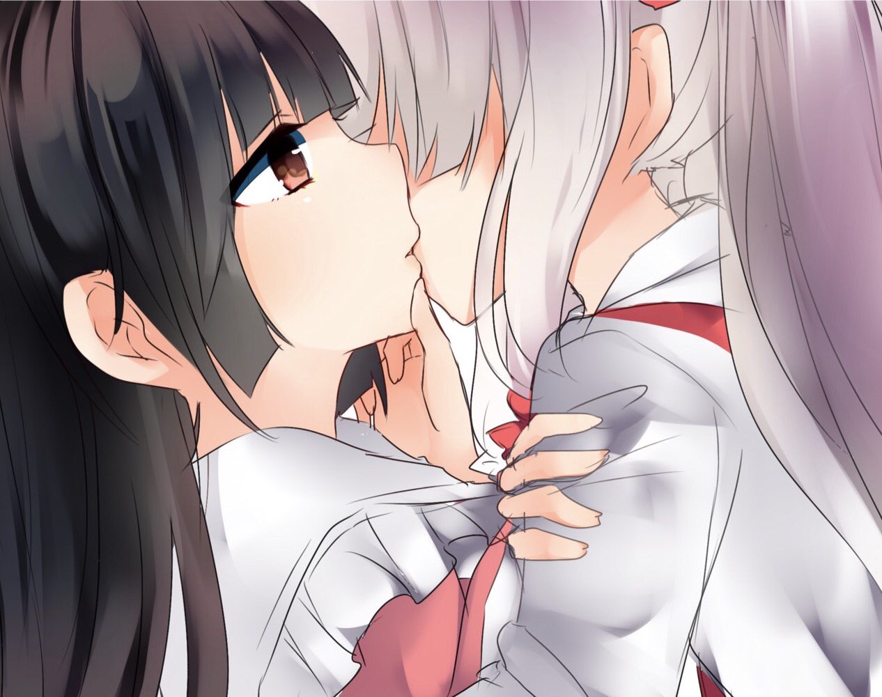 2girls bangs black_hair blunt_bangs brown_eyes from_side fujiwara_no_mokou hand_on_another's_arm hand_on_another's_chin houraisan_kaguya karasusou_nano kiss long_hair multiple_girls parted_lips portrait profile touhou white_hair yuri