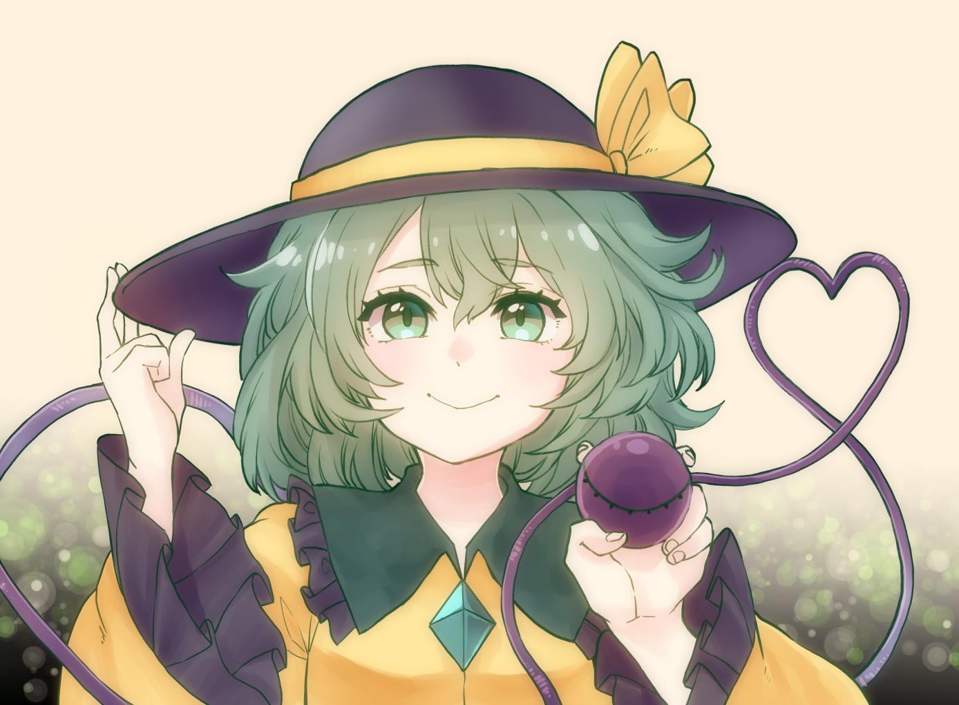 1girl :&gt; blouse blurry bokeh commentary_request depth_of_field eyeball face green_eyes green_hair heart heart_of_string komeiji_koishi natsushiro short_hair simple_background smile solo third_eye touhou upper_body yellow_blouse