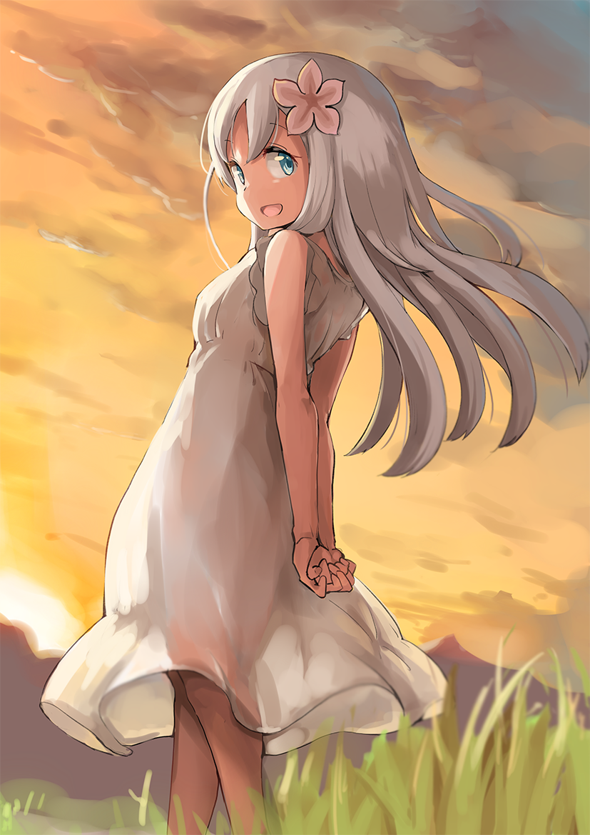 1girl :d alternate_costume arms_behind_back bangs bare_arms blonde_hair blue_eyes clouds cloudy_sky dress evening flower from_behind grass hair_flower hair_ornament haru_(renol) kantai_collection long_hair looking_at_viewer looking_back open_mouth outdoors ro-500_(kantai_collection) sky sleeveless sleeveless_dress smile solo standing sundress v_arms white_dress