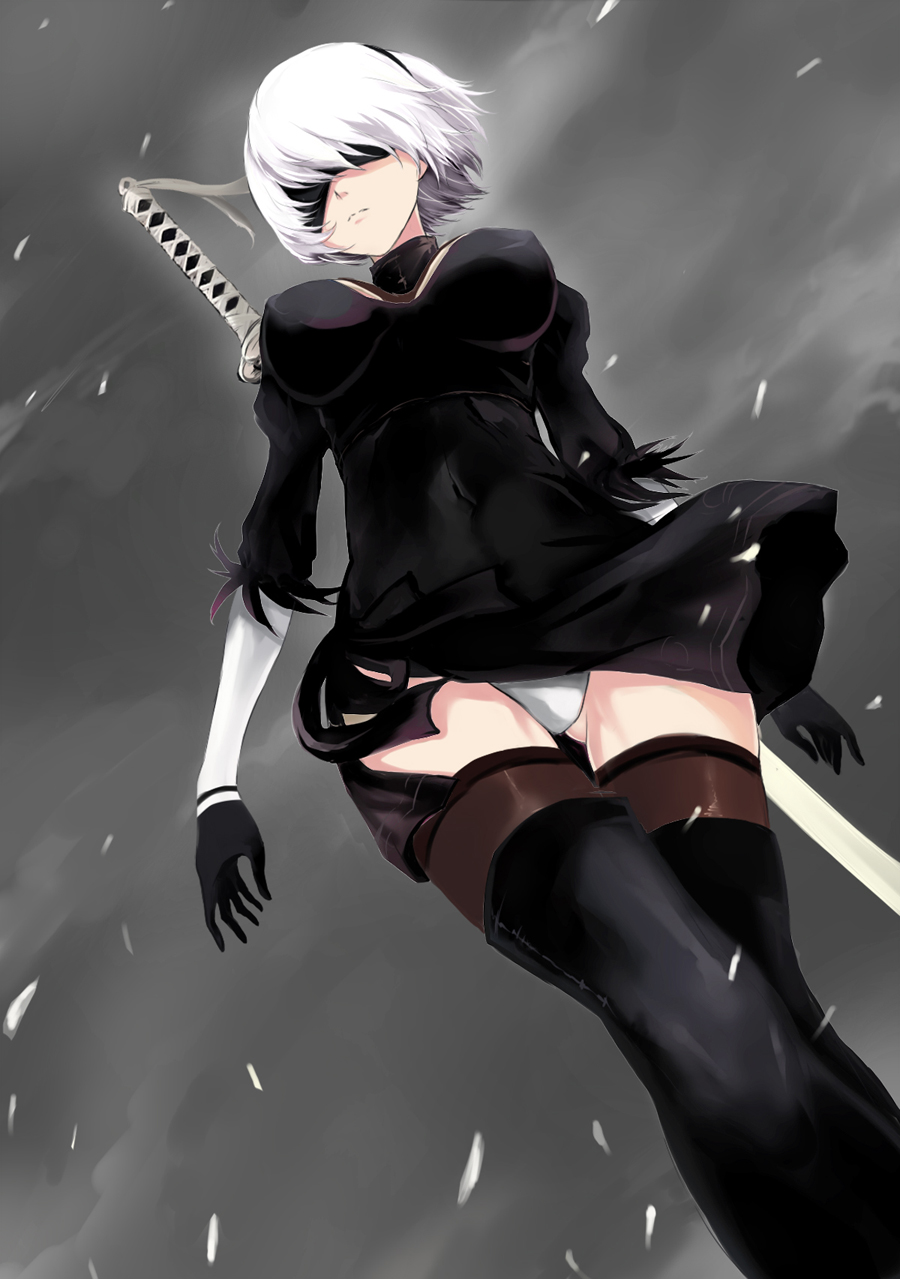 1girl blindfold breasts clouds covered_navel dutch_angle fengya from_below gloves gluteal_fold highres katana large_breasts leotard nier_(series) nier_automata short_hair snowing solo sword sword_on_back thigh-highs thighs weapon white_hair yorha_no._2_type_b zettai_ryouiki