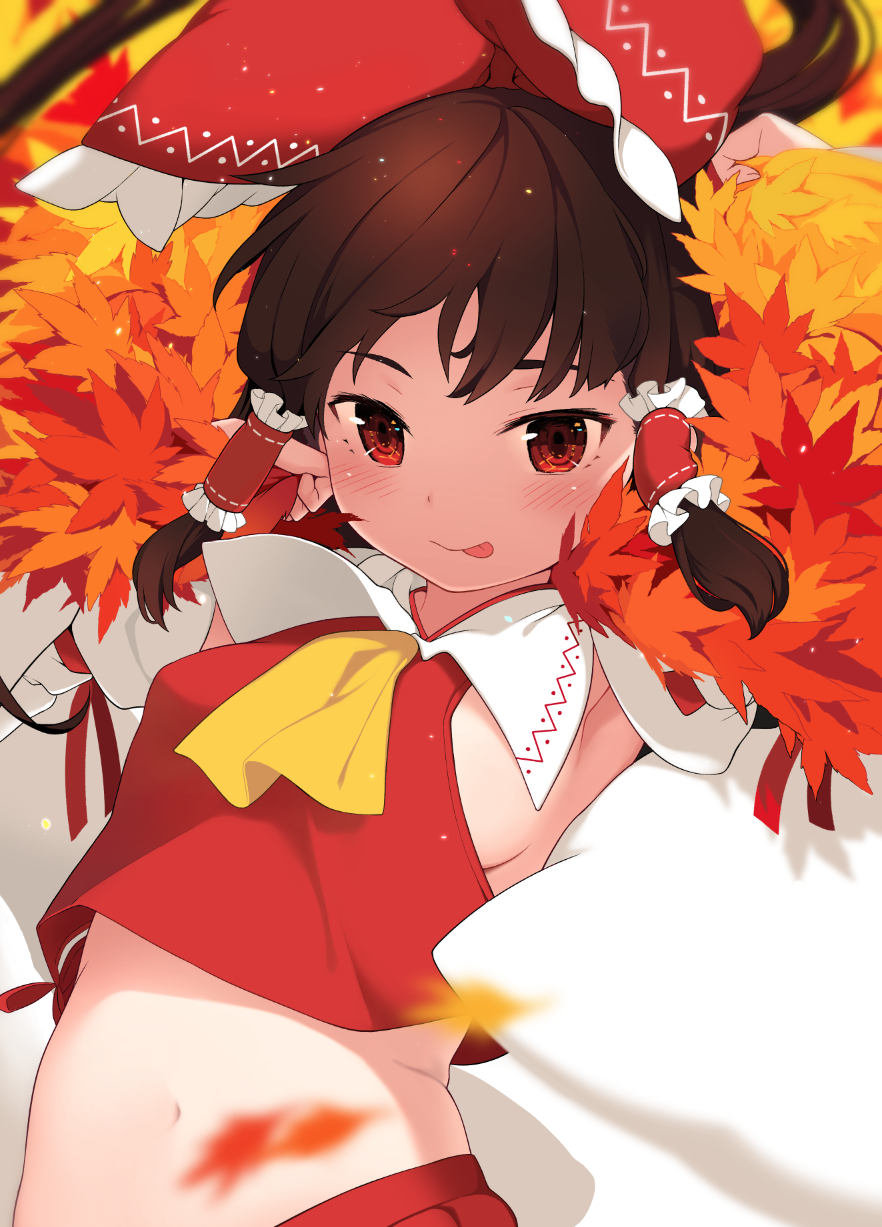 1girl autumn_leaves black_hair blush bow breasts closed_mouth crop_top detached_sleeves hair_bow hair_tubes hakurei_reimu highres looking_at_viewer navel no_bra red_bow red_eyes red_skirt sidelocks skirt skirt_set small_breasts smile solo tongue tongue_out touhou upper_body yes_warabi