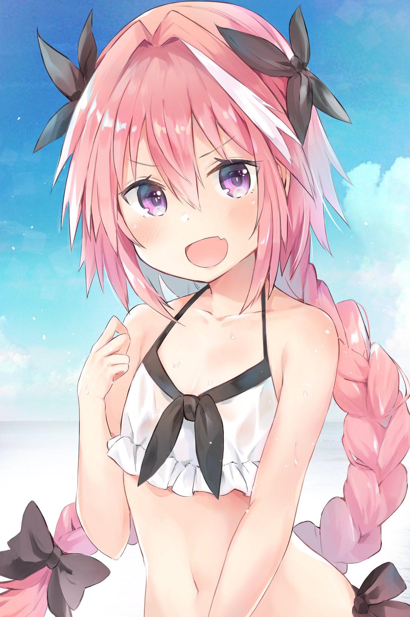 1boy :d androgynous black_bow blue_sky bow braid clouds cloudy_sky collarbone commentary_request crop_top day fang fate/grand_order fate_(series) hair_between_eyes hair_intakes hair_ribbon highres iromi_(a1vlmeta) long_hair looking_at_viewer male_focus midriff multicolored_hair navel ocean open_mouth outdoors pink_hair ribbon rider_of_black single_braid sky smile standing streaked_hair swimsuit trap upper_body violet_eyes water