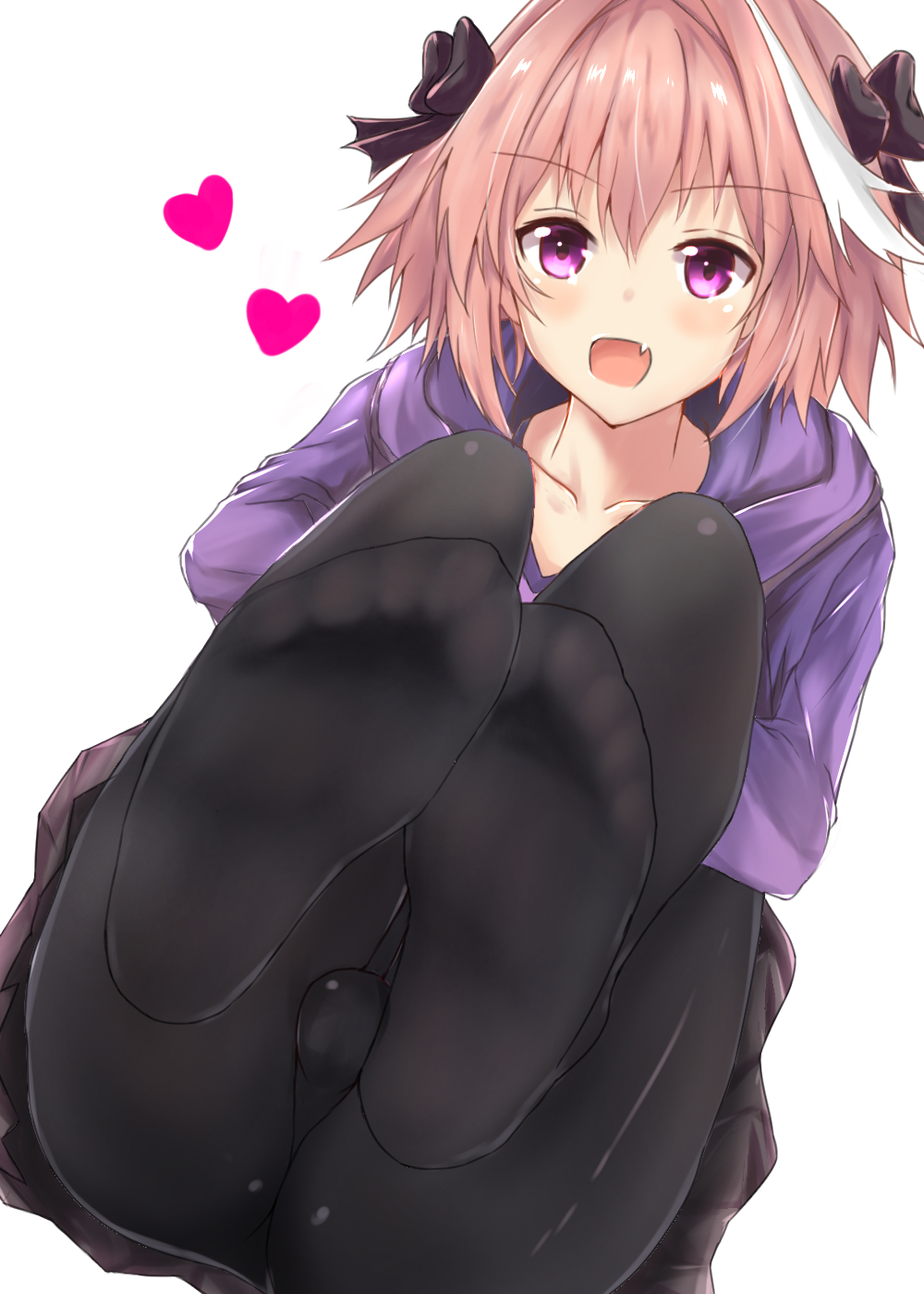 1boy androgynous fate/apocrypha fate/grand_order fate_(series) feet highres open_mouth otoko_no_ko pantyhose pink_hair rider_of_black smile solo tarosu thighs