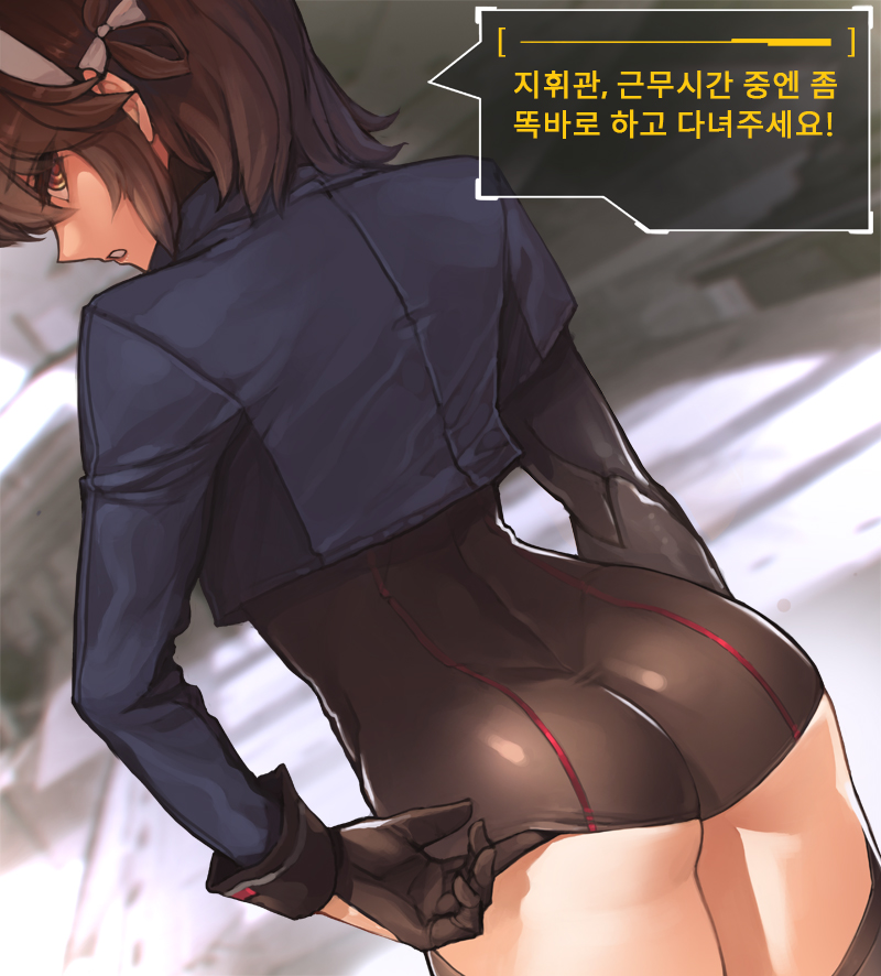 1girl ass bangs black_gloves black_legwear black_leotard blurry brown_hair cropped_jacket depth_of_field dutch_angle expressionless eyebrows_visible_through_hair from_behind girls_frontline gloves headband indoors korean leotard looking_at_viewer looking_back parted_lips profile short_hair skin_tight solo speech_bubble sungwon thigh-highs translation_request type_79_(girls_frontline)