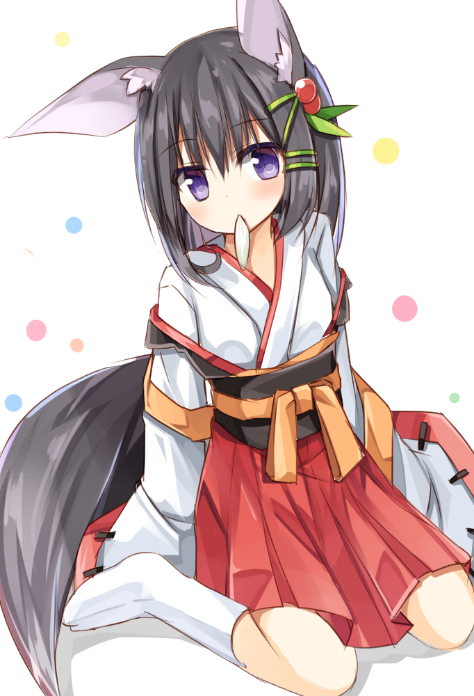 1girl animal_ears bangs black_hair blush eyebrows_visible_through_hair fox_ears fox_girl fox_tail hair_between_eyes hair_ornament hakama hakama_skirt japanese_clothes kneehighs long_hair long_sleeves looking_at_viewer miko mouth_hold multicolored multicolored_polka_dots no_shoes original polka_dot red_hakama simple_background sitting solo tail violet_eyes wariza white_background white_legwear wide_sleeves yuuhagi_(amaretto-no-natsu)