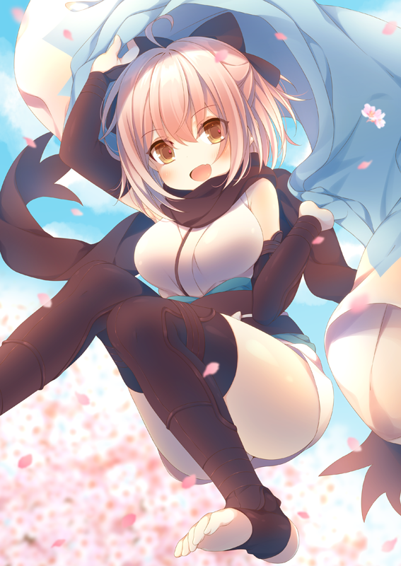 1girl :d ahoge anju_(mocomocousagi) black black_bow black_gloves black_legwear blonde_hair bow breasts commentary_request elbow_gloves fate/grand_order fate_(series) gloves hair_bow japanese_clothes kimono large_breasts looking_at_viewer open_mouth partly_fingerless_gloves sakura_saber short_kimono smile solo thigh-highs yellow_eyes