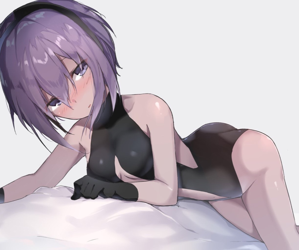 1girl assassin_(fate/prototype_fragments) backless_outfit black_gloves black_hairband blue_background blush breasts dark_skin fate/prototype fate/prototype:_fragments_of_blue_and_silver fate_(series) gloves hairband kura_ekaki looking_to_the_side lying medium_breasts on_stomach purple_hair short_hair simple_background solo under_boob violet_eyes