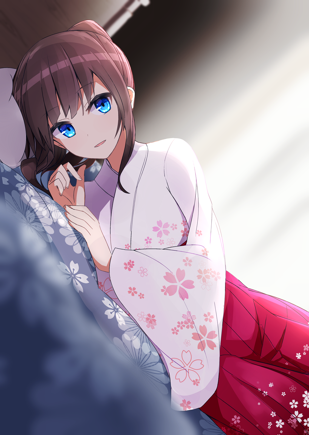 1girl aa_(sin2324) bangs blue_eyes blurry blurry_background brown_hair cherry_blossom_print commentary_request depth_of_field dutch_angle eyebrows_visible_through_hair fingernails floral_print hakama hakama-chan_(aa) highres japanese_clothes kimono long_hair long_sleeves looking_at_viewer lying on_bed on_side original parted_lips pillow print_hakama print_kimono red_hakama short_kimono sidelocks smile solo unmoving_pattern white_kimono wide_sleeves