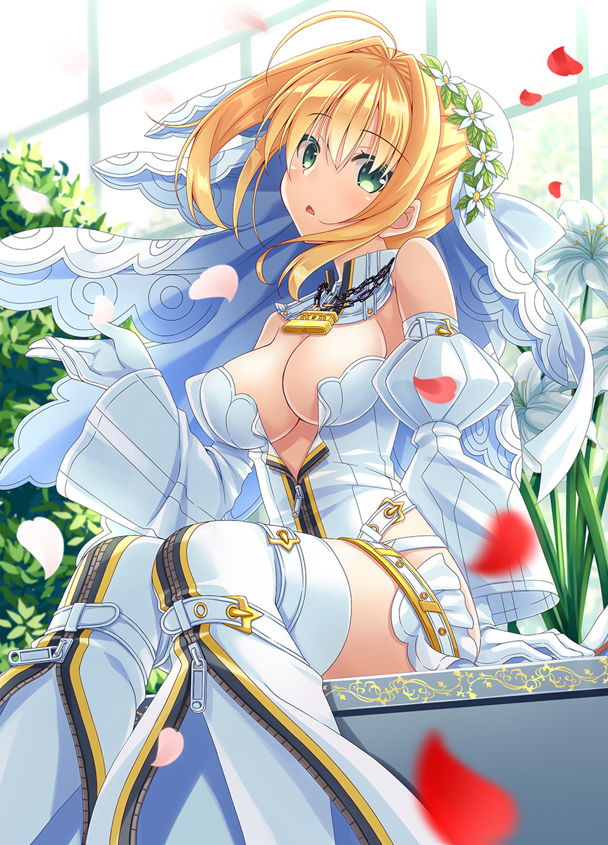1girl bare_shoulders blonde_hair breasts bridal_veil center_opening chains cleavage detached_sleeves fate/grand_order fate_(series) full-length_zipper gloves green_eyes highres large_breasts leotard lock looking_at_viewer nero_claudius_(bride)_(fate) nero_claudius_(fate)_(all) padlock petals short_hair sitting skywaker solo strapless strapless_leotard veil white_leotard zipper zipper_pull_tab