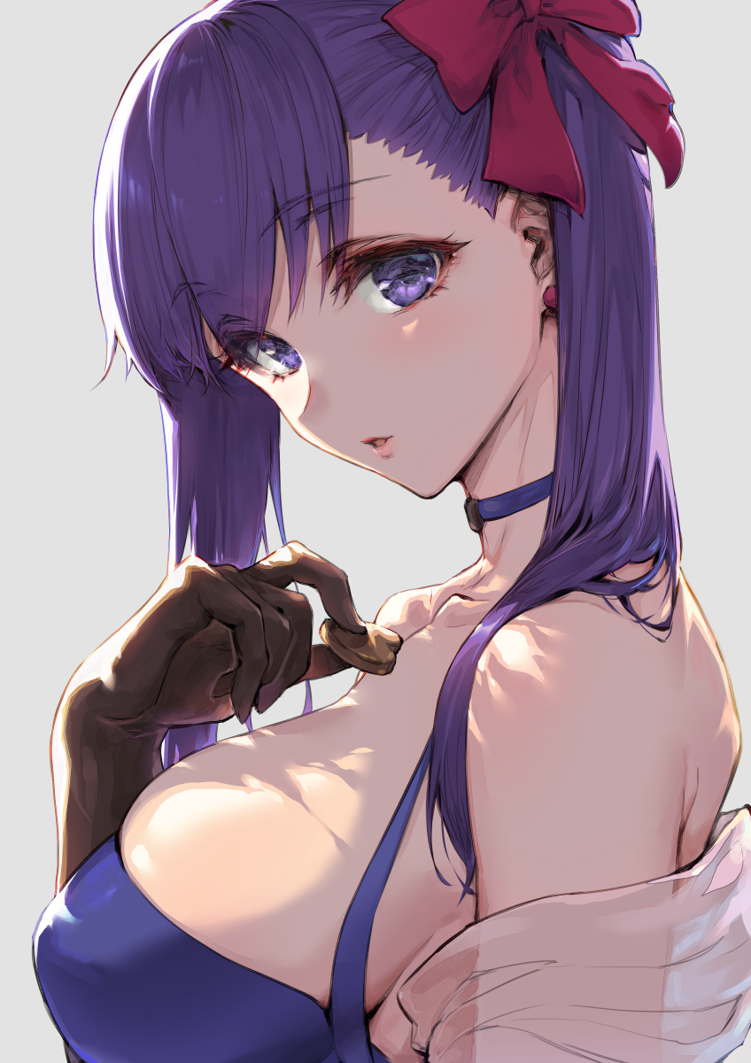 1girl backlighting bangs bare_shoulders black_gloves blue_dress blush bow breasts candy chocolate chocolate_heart choker collarbone dress earrings elbow_gloves fate/stay_night fate_(series) food gloves grey_background hair_bow haoni heart highres jewelry large_breasts long_hair looking_at_viewer matou_sakura open_mouth parted_lips ponytail purple_hair red_bow solo violet_eyes