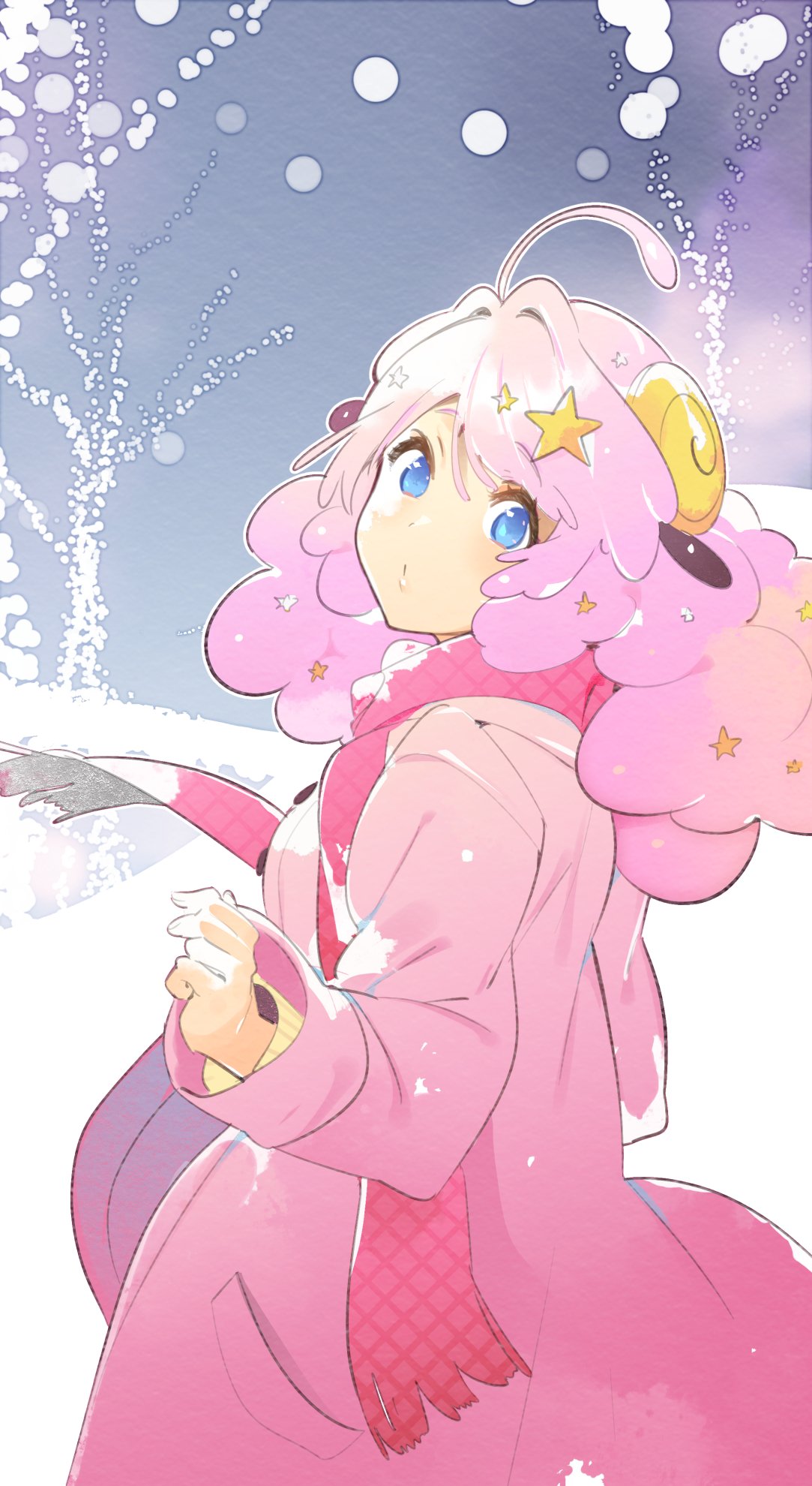 1girl animal_ears blue_eyes blush commentary_request curled_horns curly_hair eyebrows_visible_through_hair from_behind hair_ornament highres horns jacket koyoi_mitsuki long_hair long_sleeves looking_at_viewer looking_back moa_(show_by_rock!!) pink_hair pink_jacket pink_scarf scarf sheep_ears sheep_horns show_by_rock!! snow solo standing
