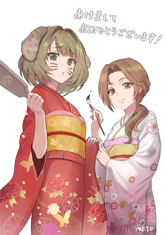 2girls :o artist_name bangs blue_eyes blush brown_eyes brown_hair calligraphy_brush facepaint floral_print green_eyes green_hair hair_intakes hand_in_hair heterochromia holding idolmaster idolmaster_cinderella_girls ink japanese_clothes kawashima_mizuki kemonomimi_mode kimono leaf_print long_hair long_sleeves looking_at_viewer meto31 multiple_girls new_year obi open_mouth paddle paintbrush parted_bangs pink_kimono print_kimono sash short_hair simple_background sleeves_past_wrists takagaki_kaede tareme translated white_background wide_sleeves yukata