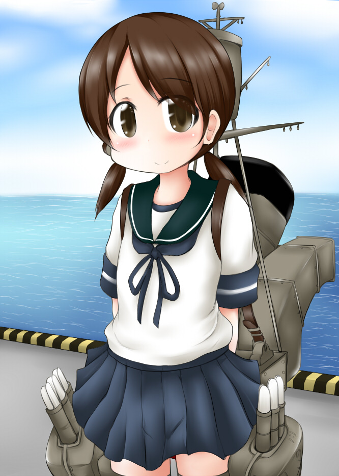 1girl arms_behind_back bangs blue_sailor_collar blue_skirt brown_eyes brown_hair cowboy_shot kantai_collection low_twintails machinery ouno_(nounai_disintegration) parted_bangs pleated_skirt school_uniform serafuku shirayuki_(kantai_collection) short_twintails skirt smile smokestack solo twintails water