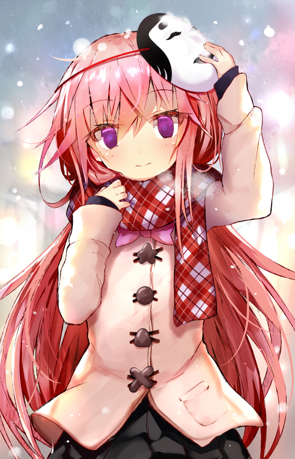 1girl alternate_costume arm_up bangs black_skirt bow bowtie closed_mouth coat commentary_request efe eyebrows_visible_through_hair hand_up hata_no_kokoro head_tilt long_hair long_sleeves looking_at_viewer mask outdoors pink_hair pink_neckwear purple_hair scarf skirt snowing solo touhou wavy_mouth winter