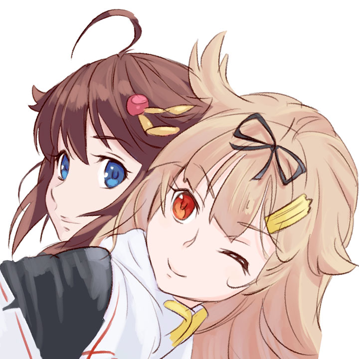 2girls ahoge black_serafuku blonde_hair blue_eyes brown_hair eyebrows_visible_through_hair hair_flaps hair_ornament hair_ribbon hairclip kaineri kantai_collection multiple_girls neckerchief one_eye_closed red_eyes remodel_(kantai_collection) ribbon scarf school_uniform serafuku shigure_(kantai_collection) simple_background smile straight_hair white_background white_scarf yuudachi_(kantai_collection)