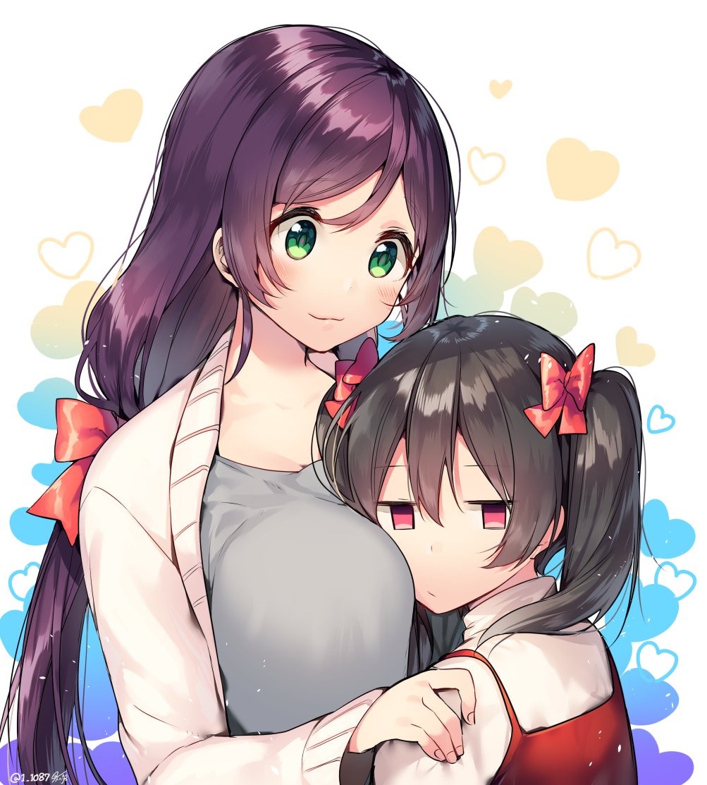 2girls black_hair breasts green_eyes itohana large_breasts long_hair love_live! low_twintails multiple_girls purple_hair red_eyes toujou_nozomi twintails yazawa_nico