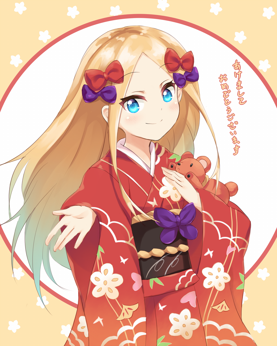 1girl abigail_williams_(fate/grand_order) bangs blonde_hair blue_eyes blush bow closed_mouth commentary_request eyebrows_visible_through_hair fate/grand_order fate_(series) floral_print hair_bow highres japanese_clothes kimono long_hair long_sleeves looking_at_viewer mushuu obi object_hug parted_bangs print_kimono purple_bow red_bow red_kimono sash smile solo star stuffed_animal stuffed_toy teddy_bear translated very_long_hair wide_sleeves