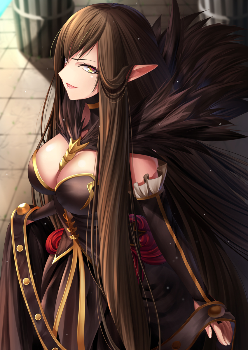 1girl assassin_of_red bangs bare_shoulders black_dress black_hair breasts cleavage commentary_request detached_sleeves dress fate/apocrypha fate_(series) frills fur_trim highres large_breasts long_hair looking_at_viewer pointy_ears solo toshi_(1-147) very_long_hair yellow_eyes